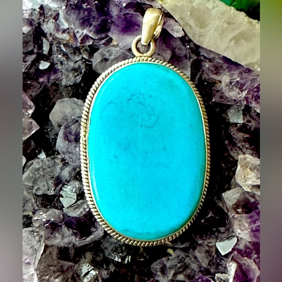 Jewelry - Sold 🦋 big turquoise stone 925 solid sterling silver pendant